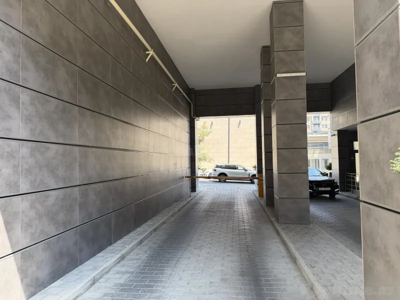 Satılır 4 otaqlı Mənzil Yeni tikili 150 m² Xətai r. - şəkil 14