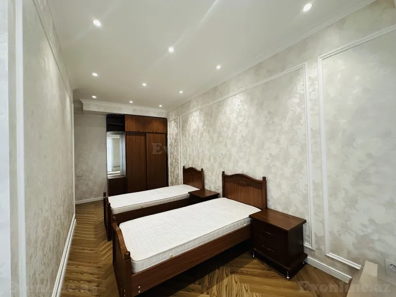 Kirayə verilir 3 otaqlı Mənzil Yeni tikili 100 m² 8 Noyabr m. - şəkil 10