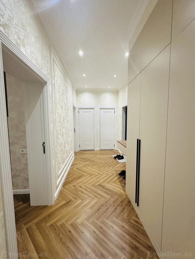 Kirayə verilir 3 otaqlı Mənzil Yeni tikili 100 m² 8 Noyabr m. - şəkil 21