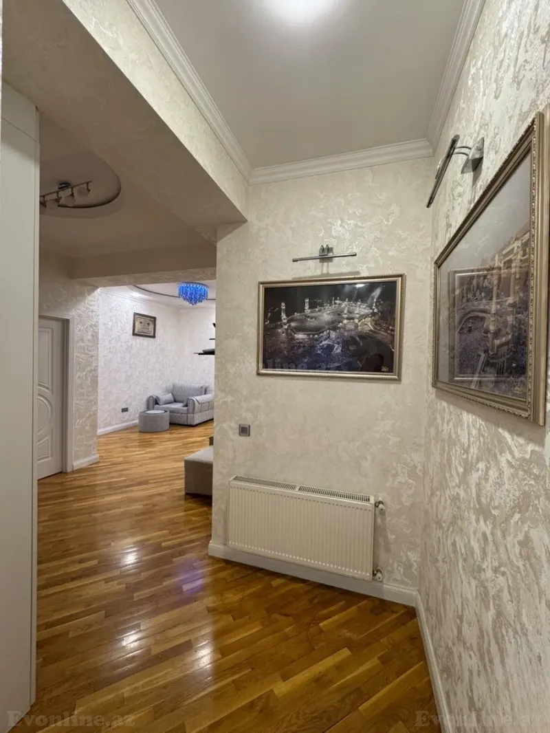 Satılır 3 otaqlı Mənzil Yeni tikili 125 m² İnşaatçılar m. - şəkil 4