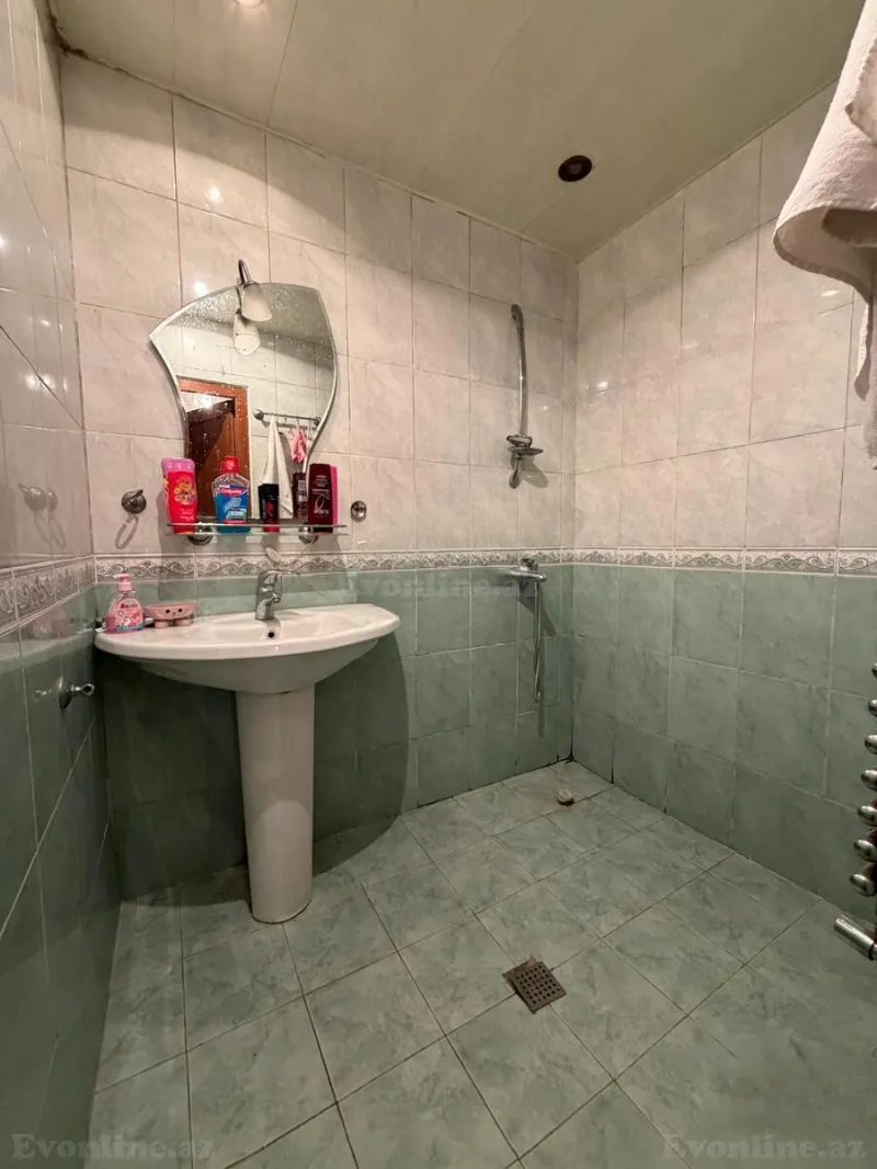 Satılır 3 otaqlı Mənzil Köhnə tikili 67 m² Həzi Aslanov m. - şəkil 12