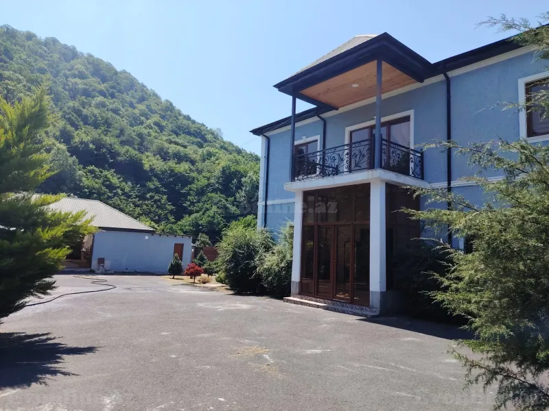 Kirayə verilir 4 otaqlı Həyət evi 220 m² Zaqatala