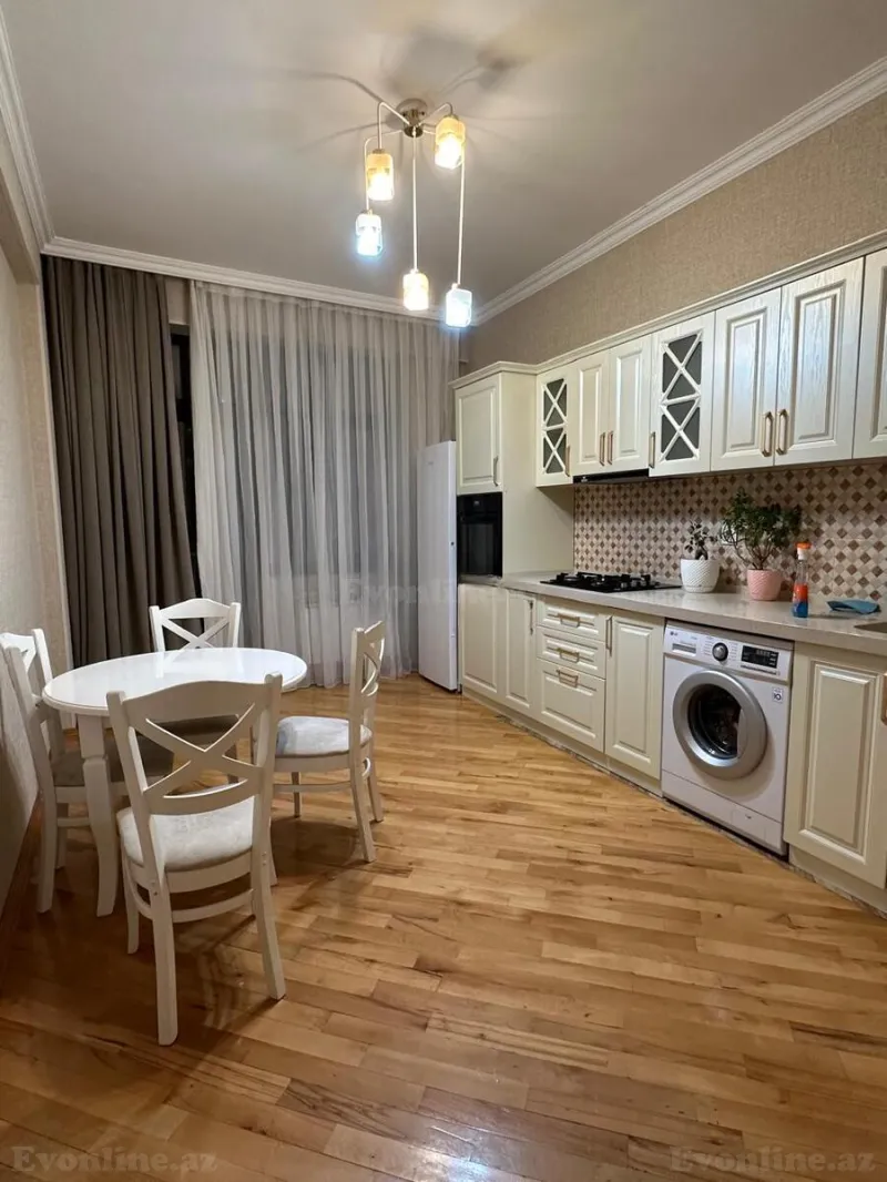 Satılır 2 otaqlı Mənzil Yeni tikili 83 m² Qara Qarayev m. - şəkil 4