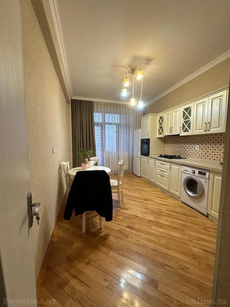 Satılır 2 otaqlı Mənzil Yeni tikili 83 m² Qara Qarayev m. - şəkil 5