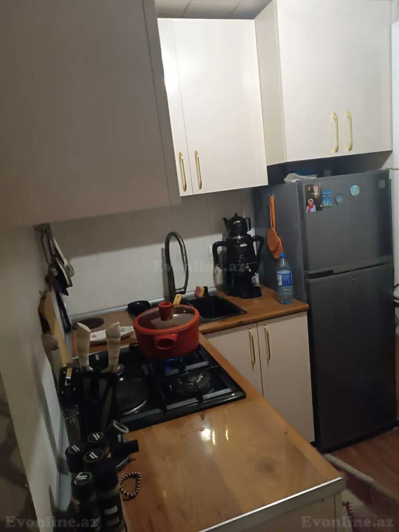 Satılır 2 otaqlı Mənzil Köhnə tikili 50 m² Neftçilər m. - şəkil 4