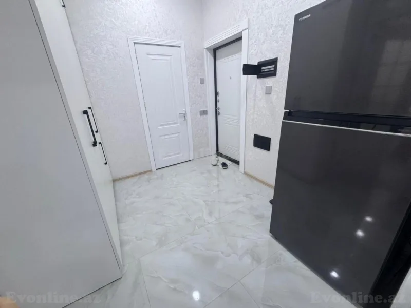 Kirayə verilir 3 otaqlı Mənzil Yeni tikili 75 m² Neftçilər m. - şəkil 7