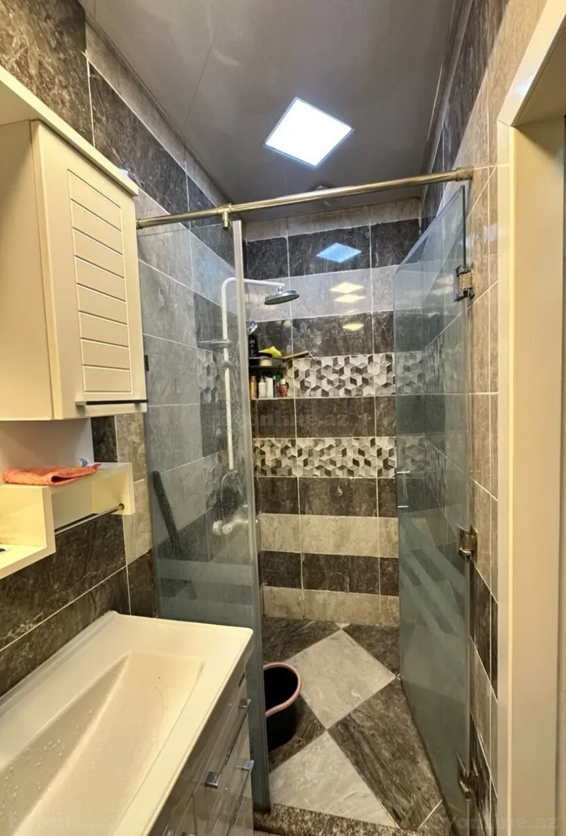 Kirayə verilir 2 otaqlı Mənzil Köhnə tikili 45 m² Sahil m. - şəkil 9