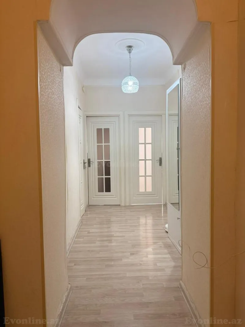 Kirayə verilir 3 otaqlı Mənzil Köhnə tikili 70 m² Nərimanov r. - şəkil 4