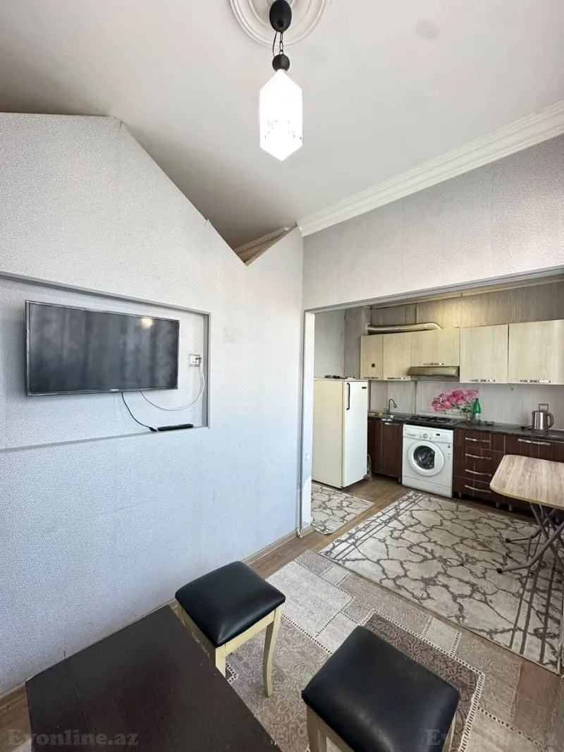 Satılır 2 otaqlı Mənzil Köhnə tikili 40 m² Gənclik m. - şəkil 4