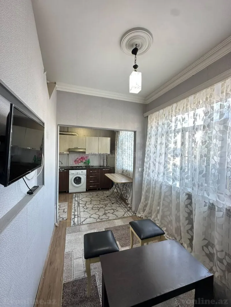 Satılır 2 otaqlı Mənzil Köhnə tikili 40 m² Gənclik m. - şəkil 5