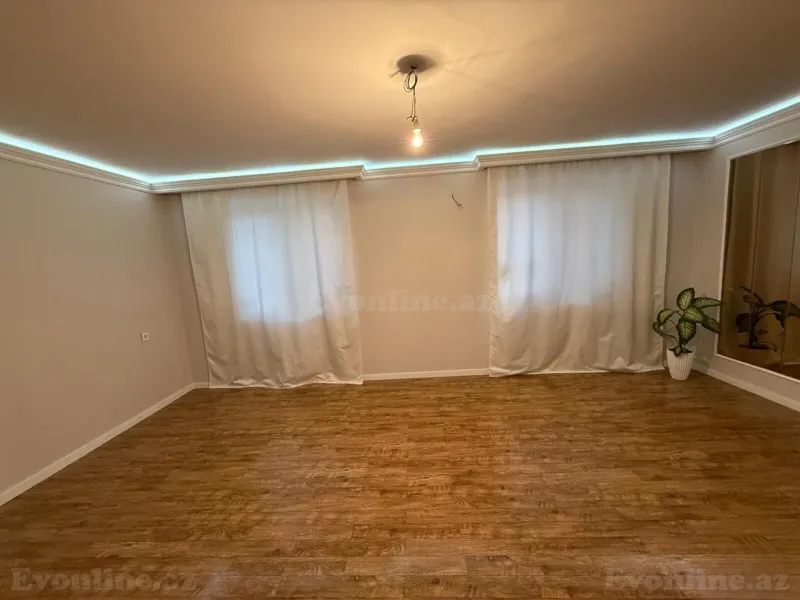 Satılır 5 otaqlı Mənzil Köhnə tikili 120 m² Xalqlar Dostluğu m. - şəkil 4
