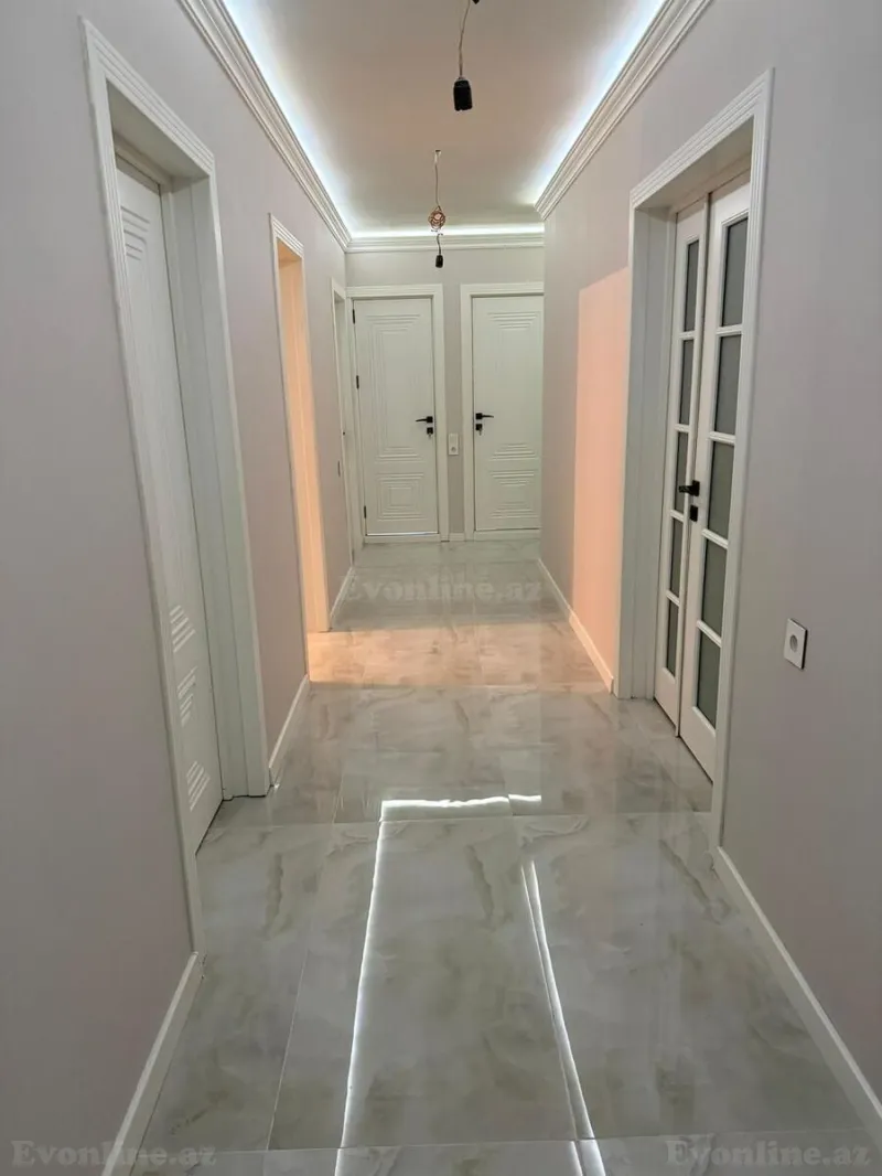 Satılır 5 otaqlı Mənzil Köhnə tikili 120 m² Xalqlar Dostluğu m. - şəkil 9