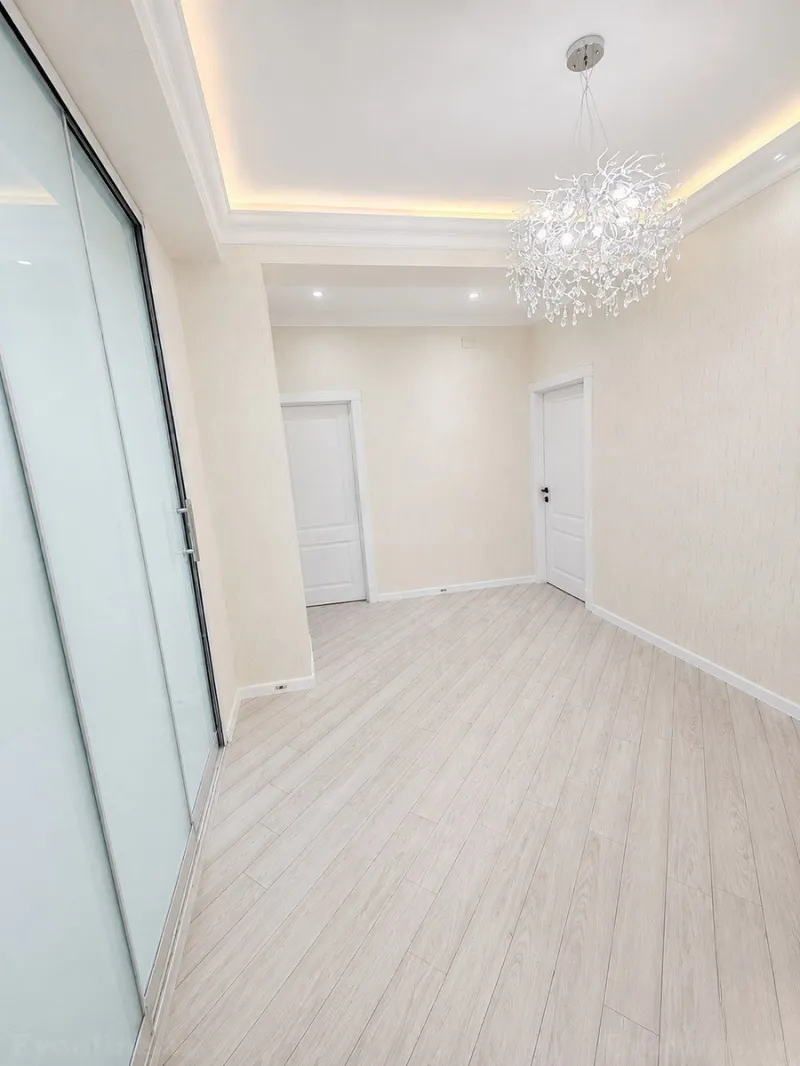 Satılır 3 otaqlı Mənzil Yeni tikili 94 m² Memar Əcəmi m. - şəkil 10