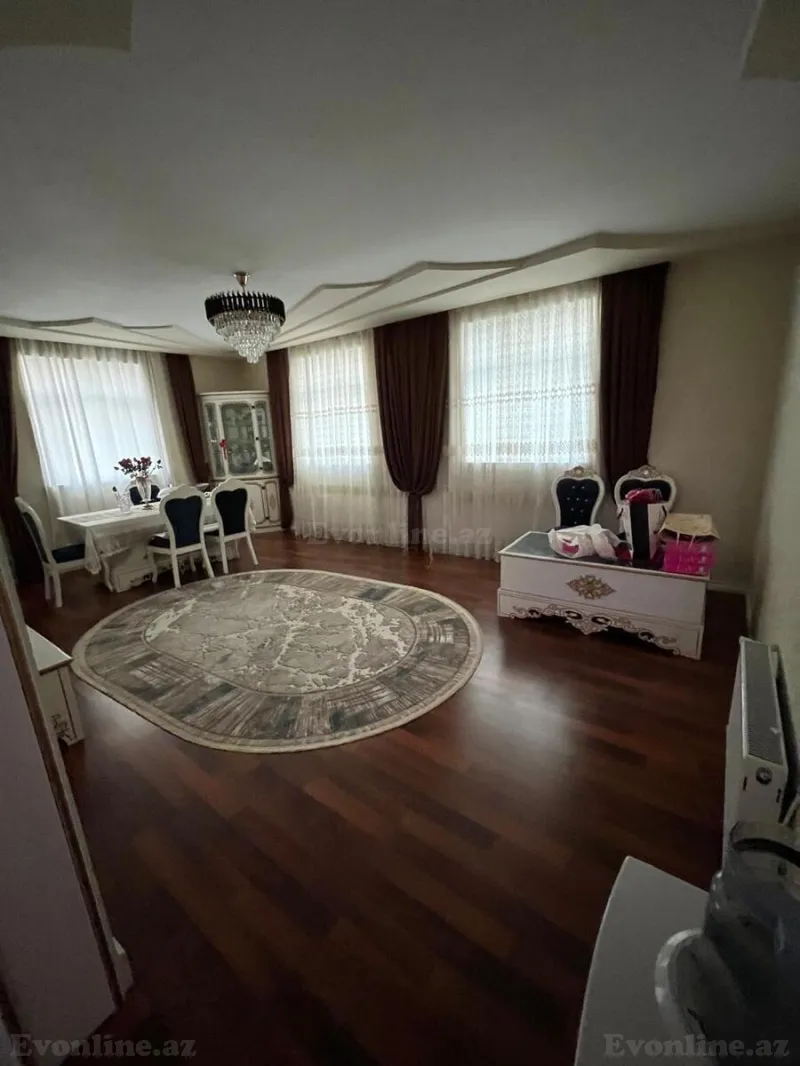 Satılır 7 otaqlı Həyət evi 350 m² Binəqədi r. - şəkil 5
