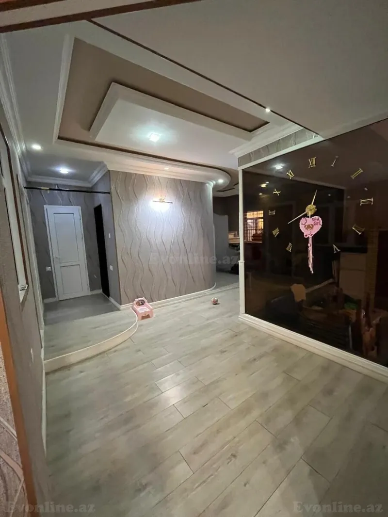 Satılır 7 otaqlı Həyət evi 350 m² Binəqədi r. - şəkil 13
