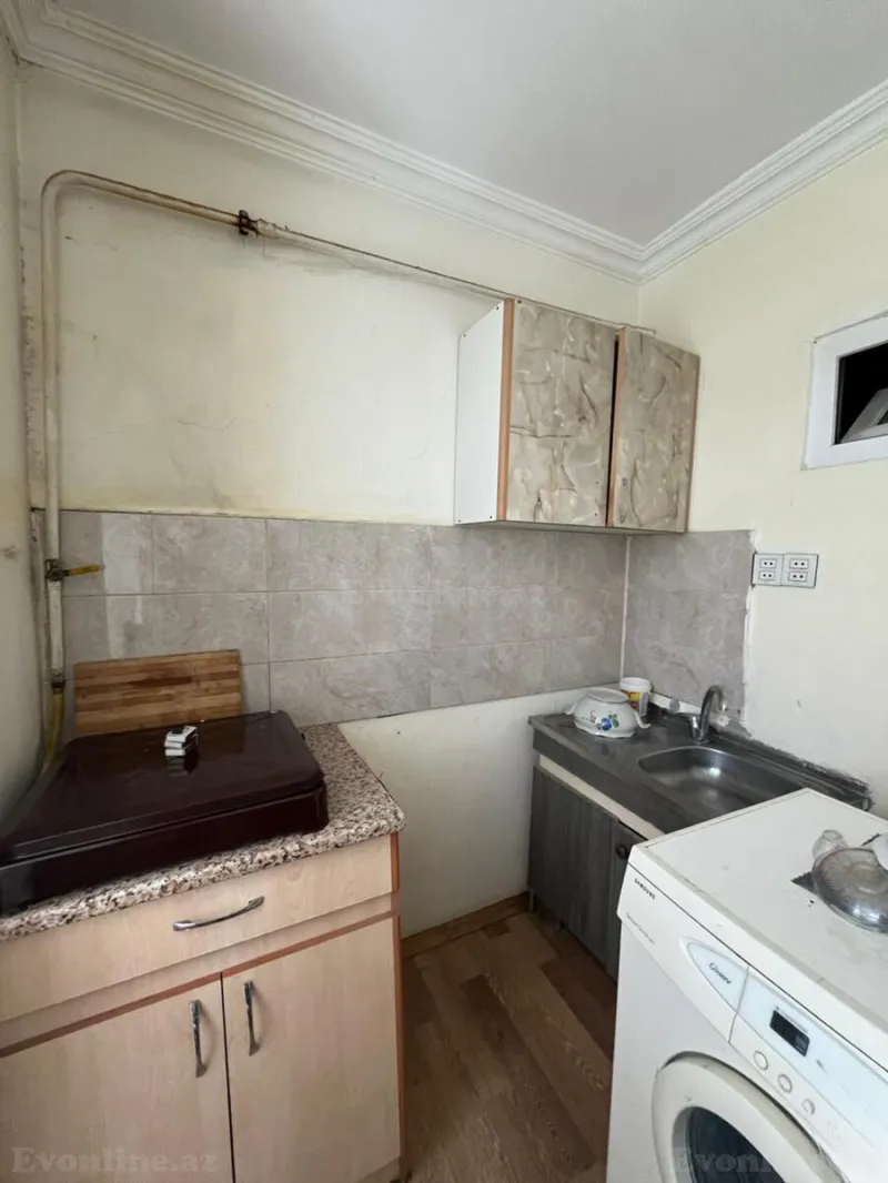 Kirayə verilir 1 otaqlı Mənzil Köhnə tikili 35 m² Elmlər Akademiyası m. - şəkil 3