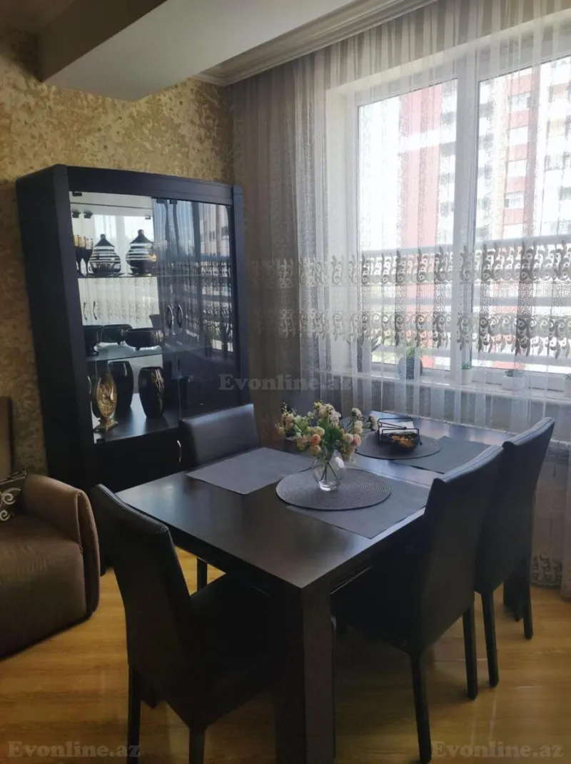 Kirayə verilir 2 otaqlı Mənzil Yeni tikili 70 m² Qara Qarayev m.
