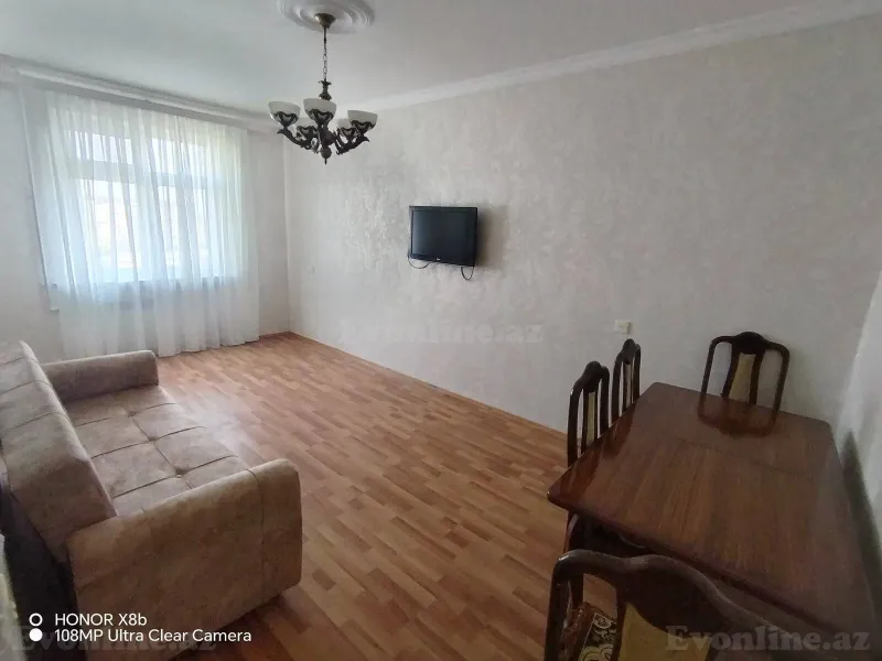 Kirayə verilir 3 otaqlı Mənzil Köhnə tikili 80 m² Memar Əcəmi m. - şəkil 2