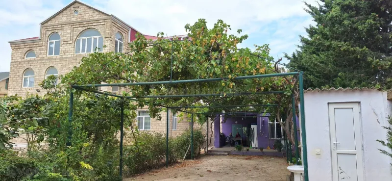 Kirayə verilir 2 otaqlı Mənzil Köhnə tikili 85 m² Buzovna - şəkil 4