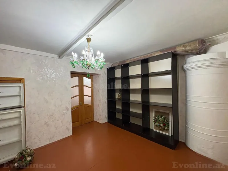 Satılır 3 otaqlı Mənzil Köhnə tikili 70 m² Səbail r. - şəkil 8
