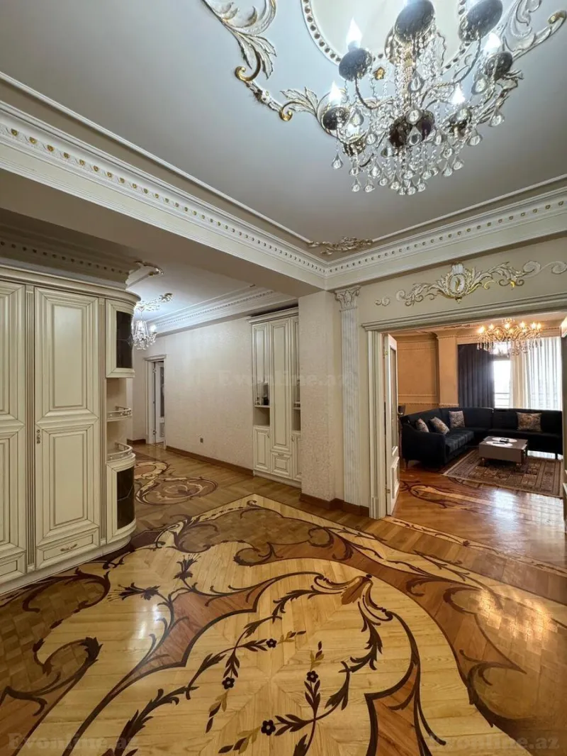 Satılır 4 otaqlı Mənzil Yeni tikili 250 m² Sahil m. - şəkil 6