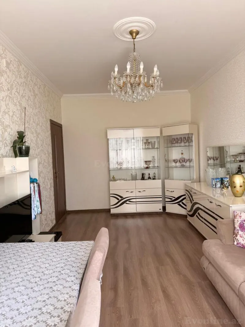 Satılır 2 otaqlı Mənzil Köhnə tikili 65 m² Əhmədli m. - şəkil 5