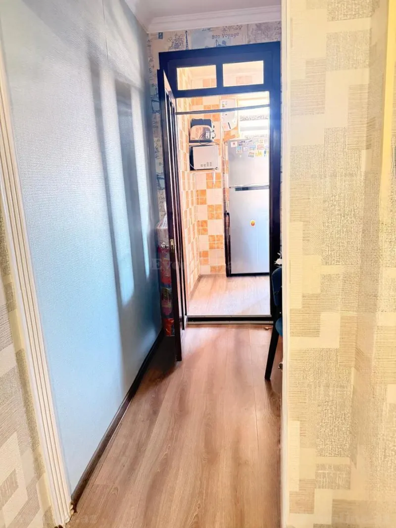 Satılır 2 otaqlı Mənzil Köhnə tikili 65 m² Əhmədli m. - şəkil 17