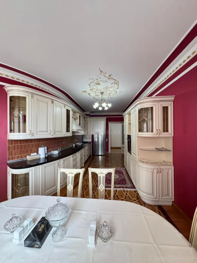 Kirayə verilir 4 otaqlı Mənzil Yeni tikili 250 m² Sahil m. - şəkil 26