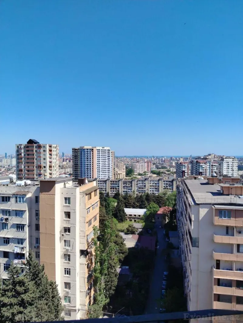Satılır 4 otaqlı Mənzil Köhnə tikili 115 m² 9-cu mikrorayon - şəkil 3