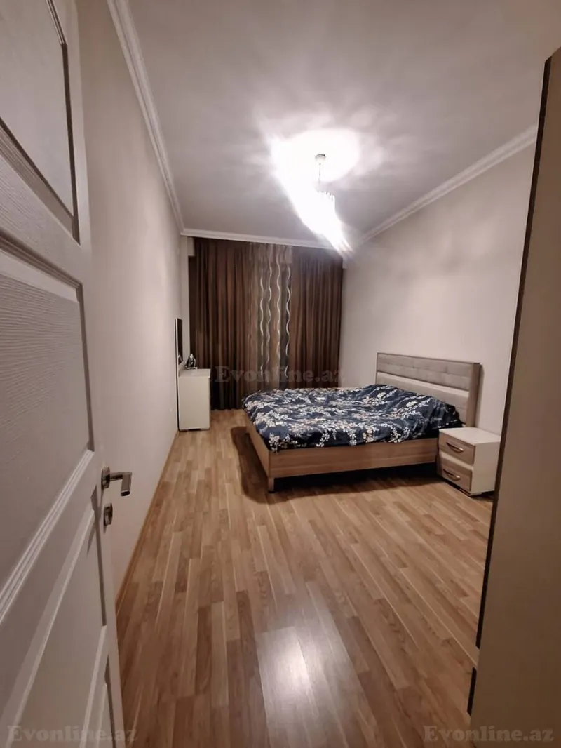 Satılır 2 otaqlı Mənzil Yeni tikili 82 m² 8 Noyabr m. - şəkil 15
