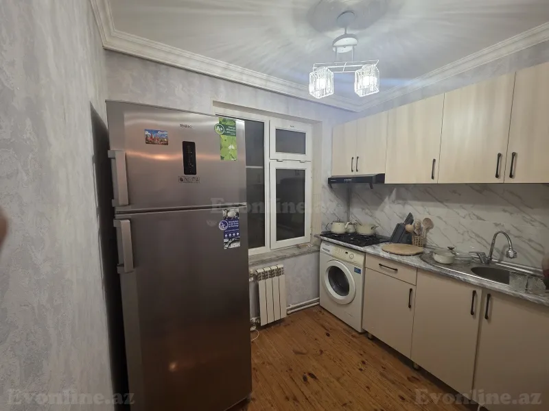 Kirayə verilir 2 otaqlı Mənzil Köhnə tikili 65 m² İnşaatçılar m. - şəkil 4