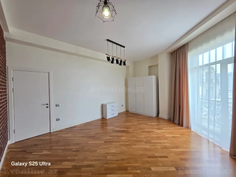 Kirayə verilir 4 otaqlı Mənzil Yeni tikili 180 m² Ağ şəhər - şəkil 12