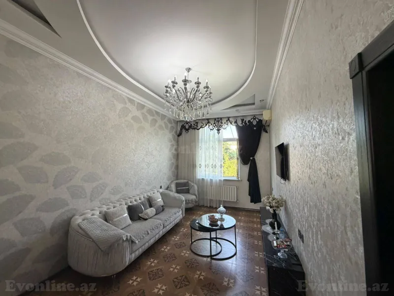 Satılır 2 otaqlı Mənzil Köhnə tikili 56 m² Bakıxanov - şəkil 2