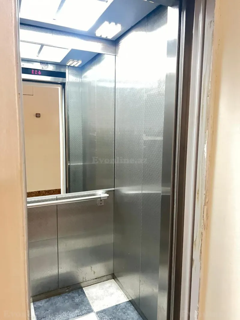 Satılır 3 otaqlı Mənzil Yeni tikili 147 m² Elmlər Akademiyası m. - şəkil 15