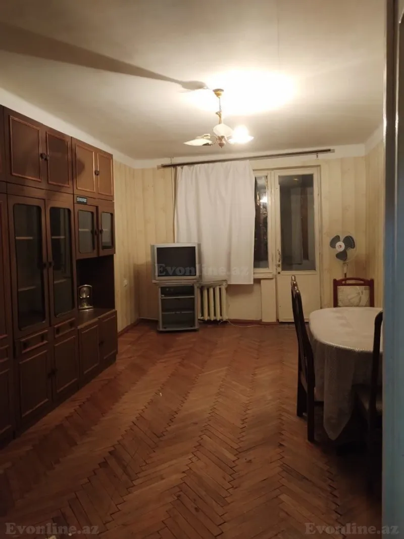 3 otaqlı Mənzil 80 m² Xalqlar Dostluğu m. Kirayə verilir