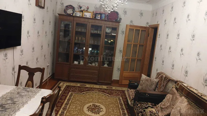Satılır 3 otaqlı Mənzil Köhnə tikili 76 m² Sumqayıt - şəkil 2
