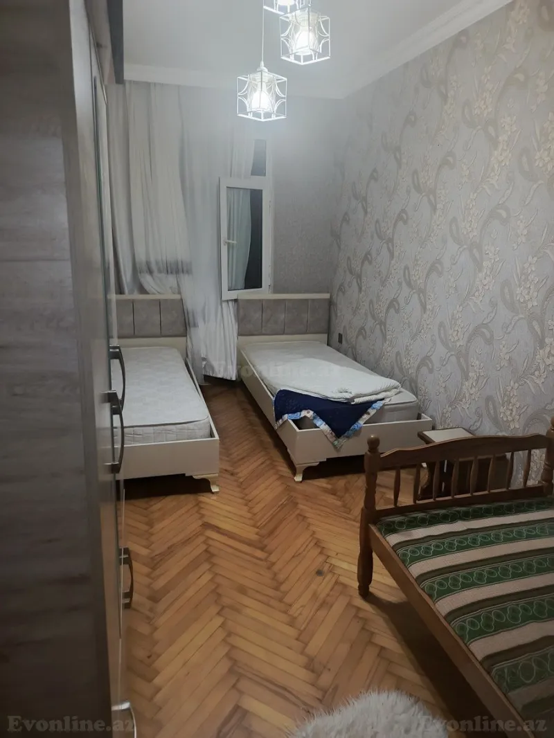 Kirayə verilir 2 otaqlı Mənzil Köhnə tikili 45 m² Nəriman Nərimanov m. - şəkil 3