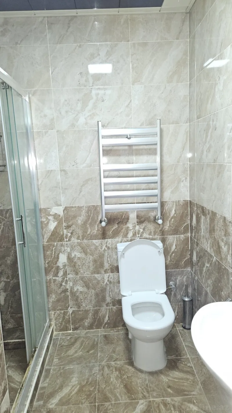 Kirayə verilir 2 otaqlı Mənzil Yeni tikili 50 m² Memar Əcəmi m. - şəkil 8