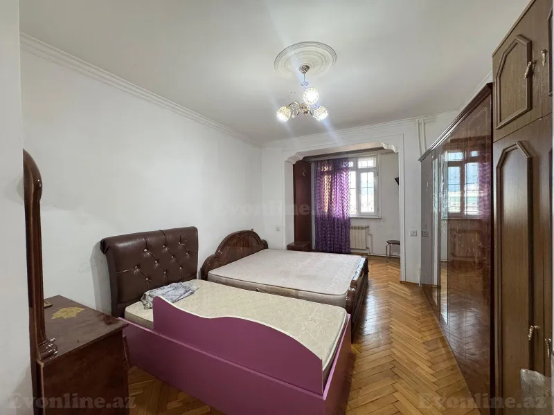 Satılır 3 otaqlı Mənzil Köhnə tikili 111 m² Elmlər Akademiyası m. - şəkil 13