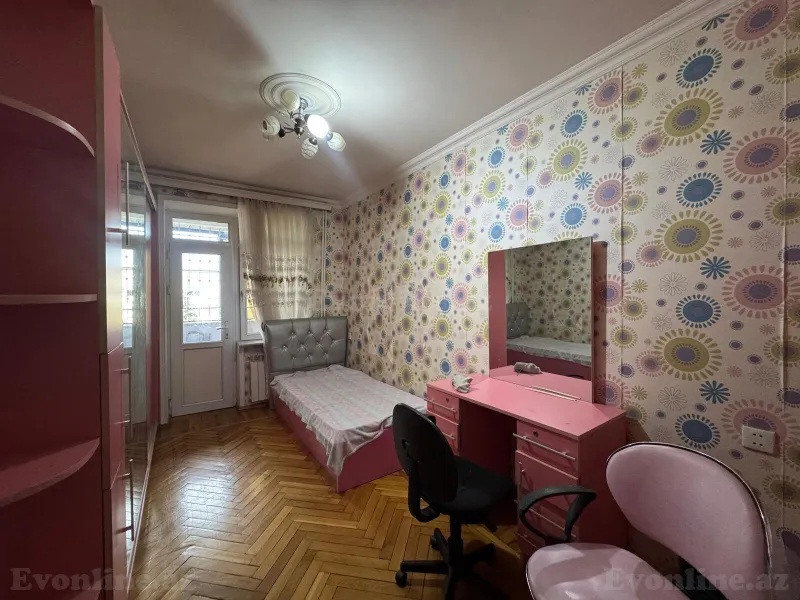Satılır 3 otaqlı Mənzil Köhnə tikili 111 m² Elmlər Akademiyası m. - şəkil 17
