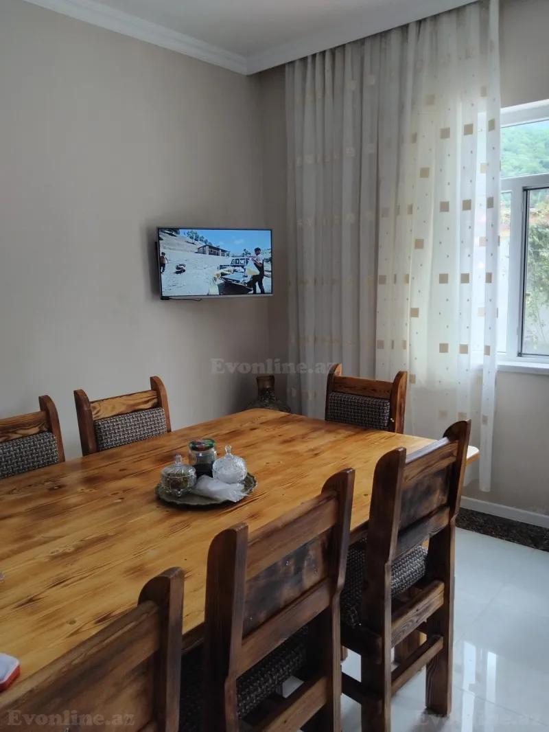 3 otaqlı Həyət evi 90 m² Qəbələ Kirayə verilir