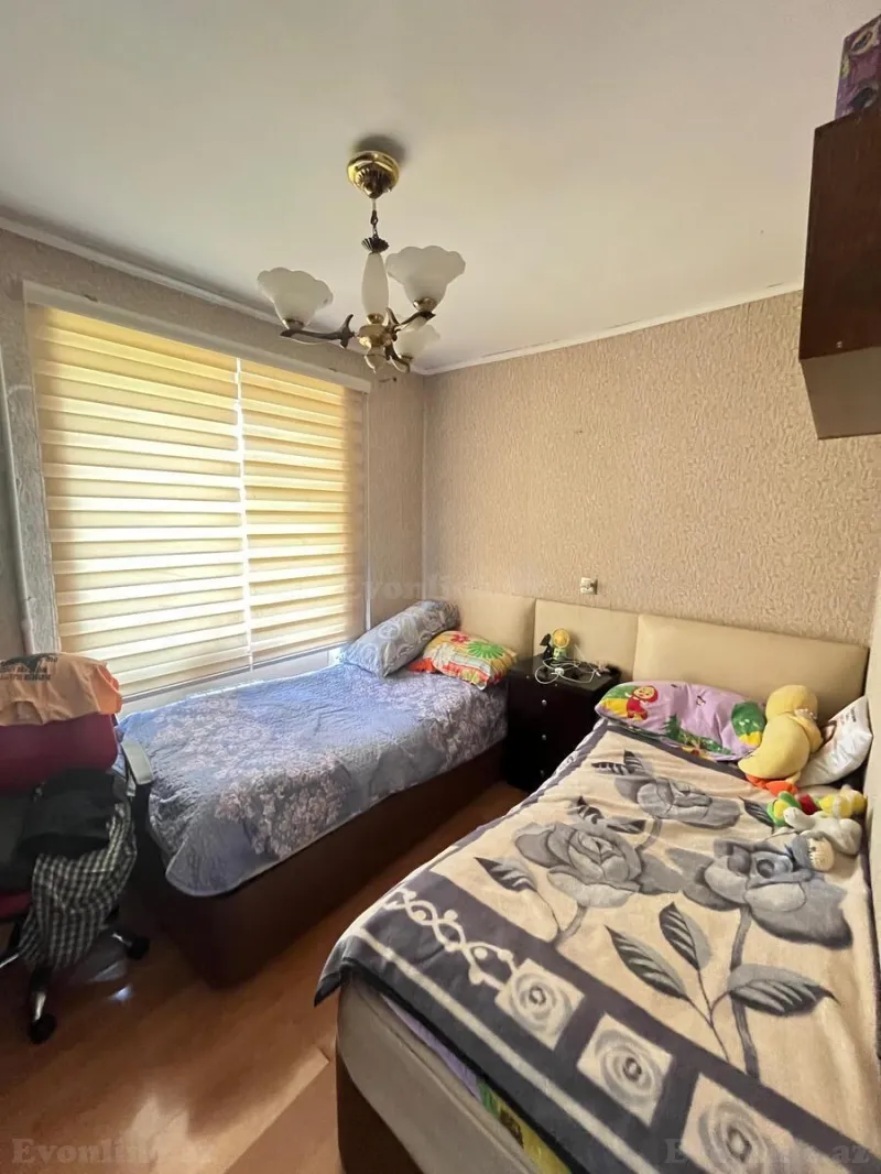 Satılır 3 otaqlı Mənzil Köhnə tikili 60 m² Səbail r. - şəkil 5