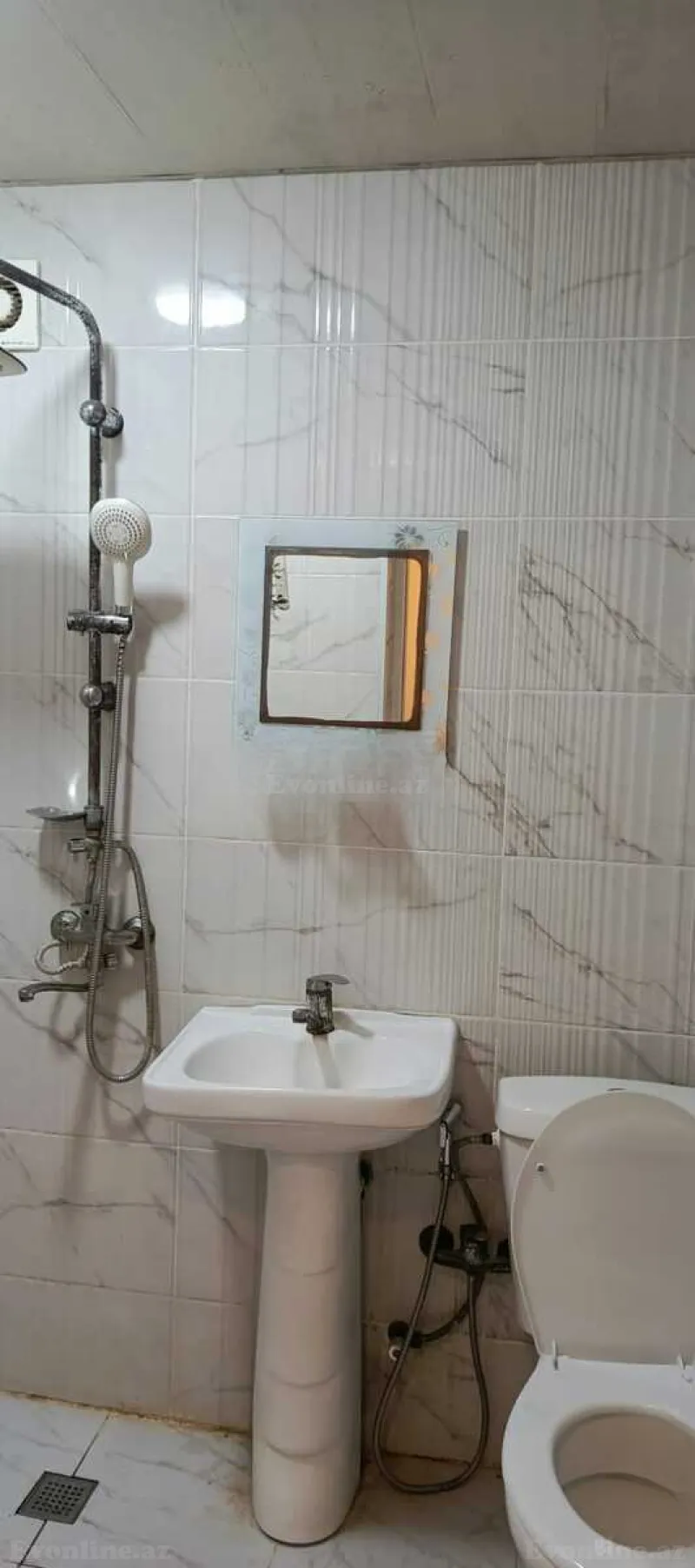 Kirayə verilir 3 otaqlı Mənzil Köhnə tikili 70 m² Nəriman Nərimanov m. - şəkil 12
