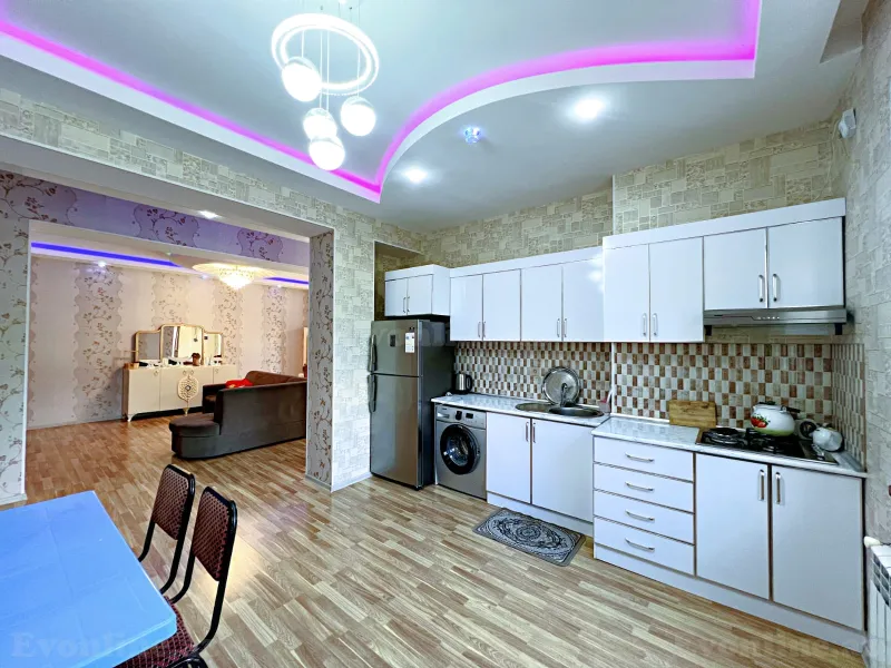 Kirayə verilir 4 otaqlı Həyət evi 240 m² Qəbələ - şəkil 5