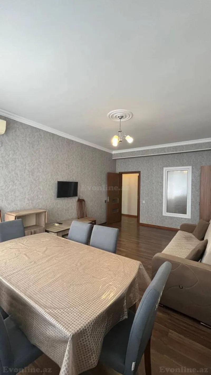 2 otaqlı Mənzil 65 m² Qara Qarayev m. Kirayə verilir