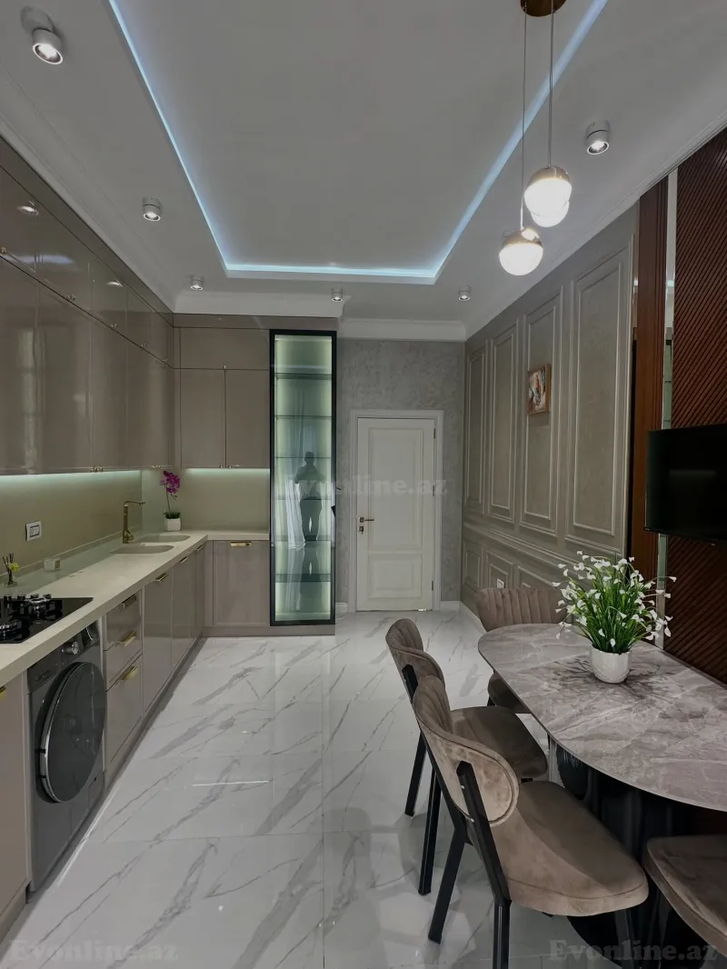 Satılır 4 otaqlı Mənzil Yeni tikili 181 m² Xətai m. - şəkil 5