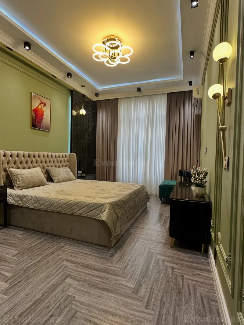 Satılır 4 otaqlı Mənzil Yeni tikili 181 m² Xətai m. - şəkil 15