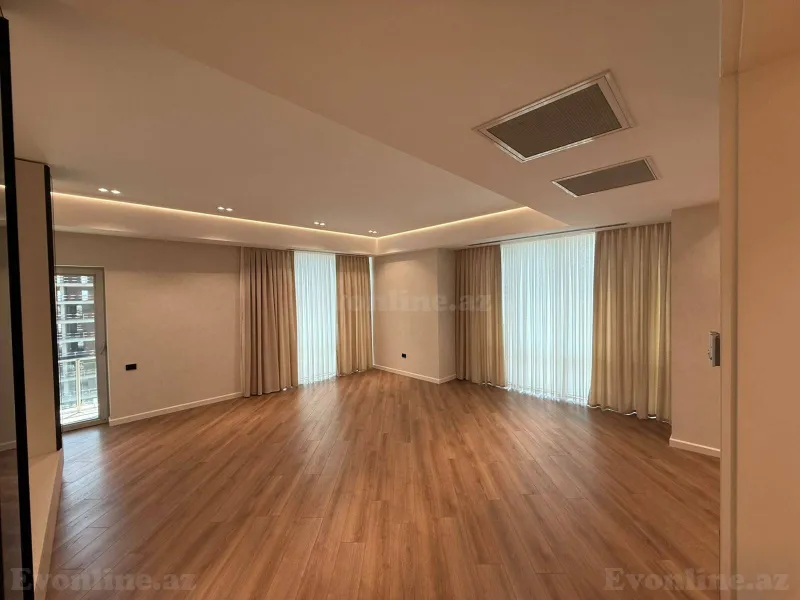 Satılır 3 otaqlı Mənzil Yeni tikili 148 m² Yasamal r. - şəkil 2