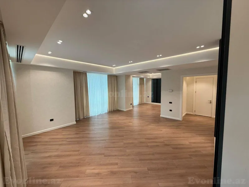 Satılır 3 otaqlı Mənzil Yeni tikili 148 m² Yasamal r. - şəkil 3