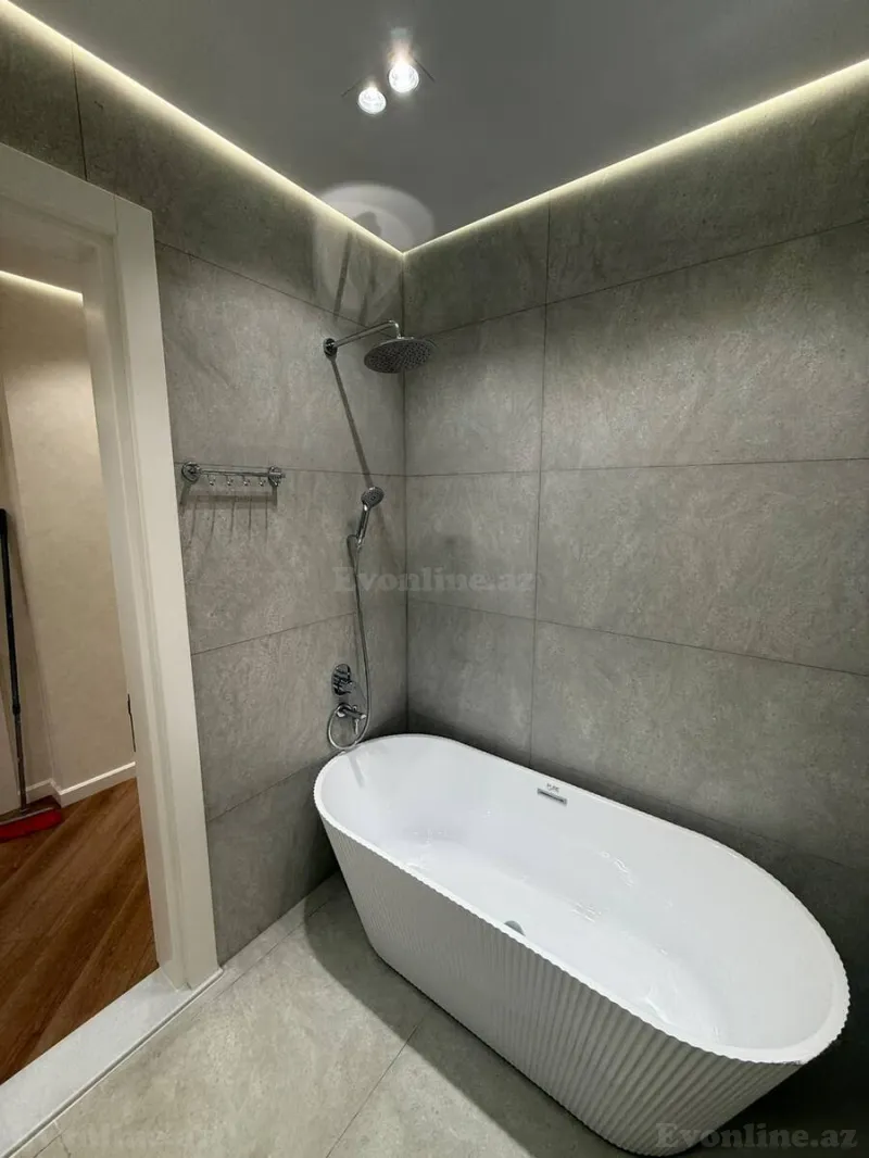 Satılır 3 otaqlı Mənzil Yeni tikili 148 m² Yasamal r. - şəkil 19
